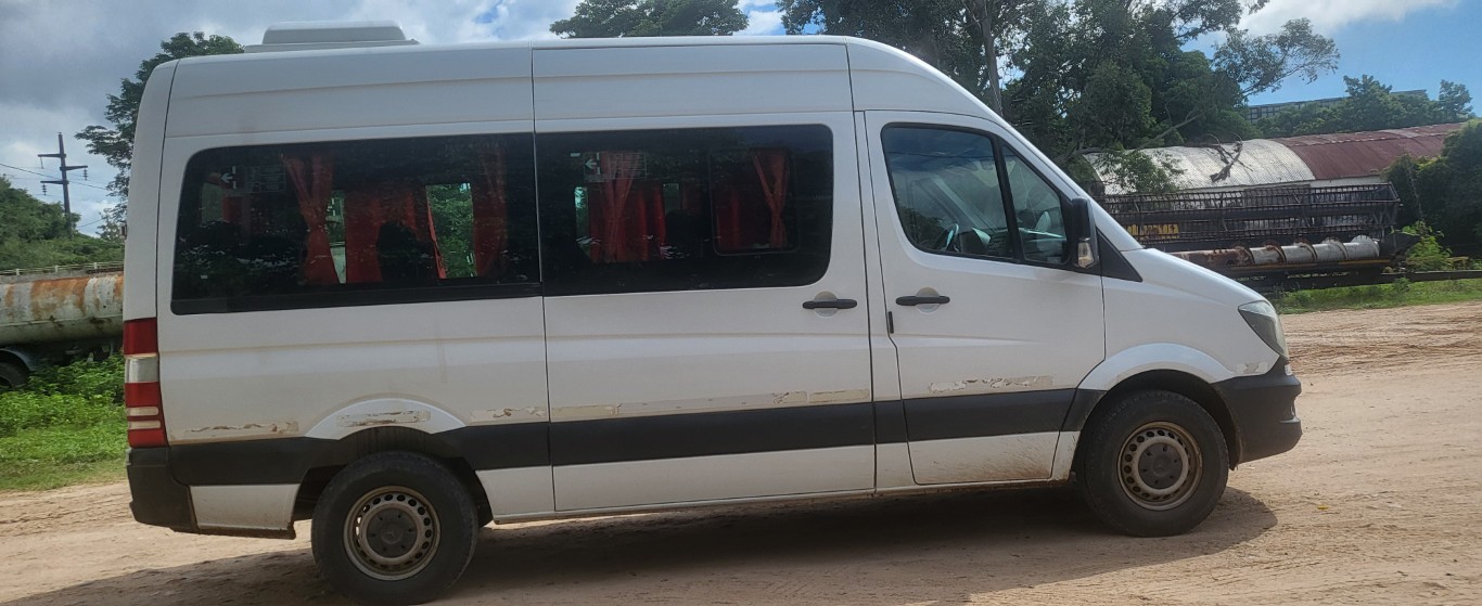 Minibus Mercedes Benz Sprinter